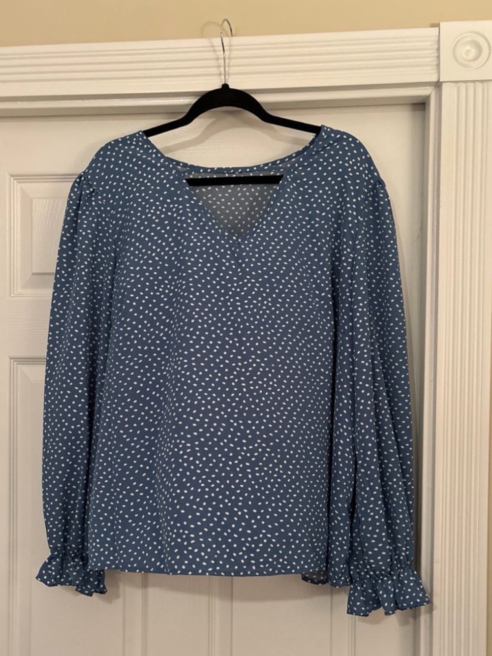 SHEIN Blue White Polka Dot V-Neck Long Sleeve Blouse